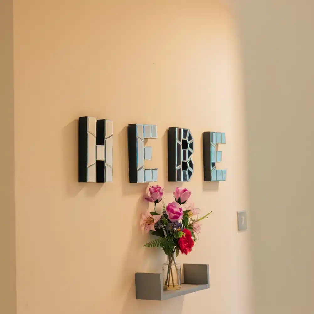 HEBE-2025-118-1000x1000